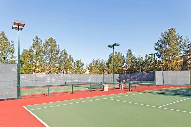Santa Clara Apartment Homes