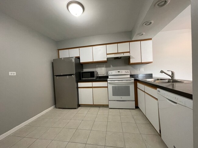 Photo - 4400 W Euclid Ave