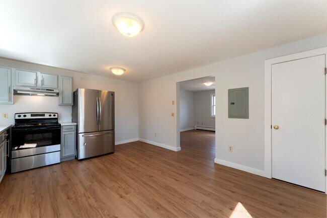 Photo - 7 Colby Way Unit A