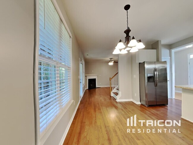 Photo - 201 Chamberlain Dr