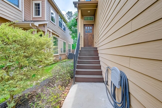 Photo - 50 Cheswood Manor Drive