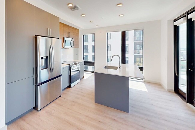 101 N Meridian