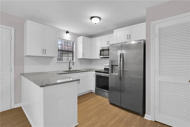 Photo - 3033 Parkside Ct