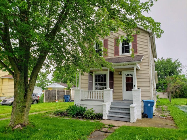 Building Photo - For Sale Land Contract - Affordable Homeow...