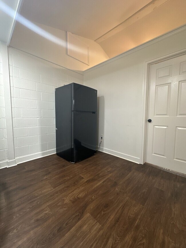 Photo - 133 Preston Rd Unit C