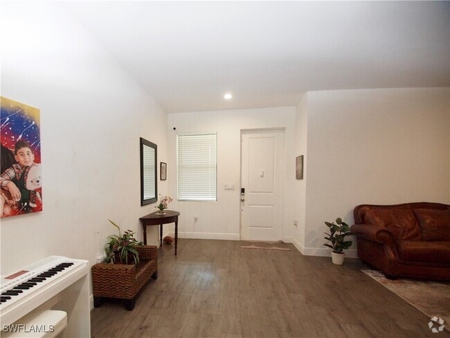 Building Photo - 5044 NE Tradewinds Cir Rental