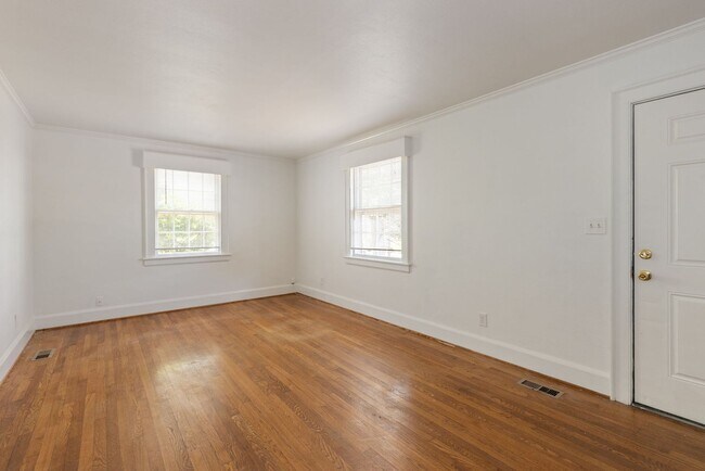 Photo - Walk to the Beach - Single Family Home on 35th Sreet