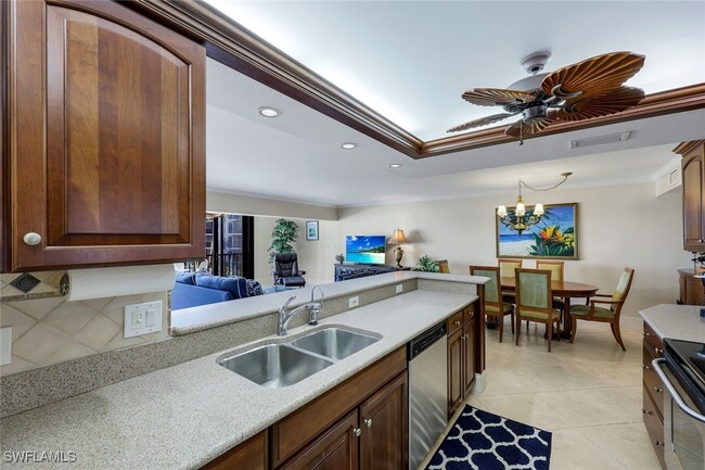 Photo - 2900 Gulf Shore Blvd N Unidad 207 Rental