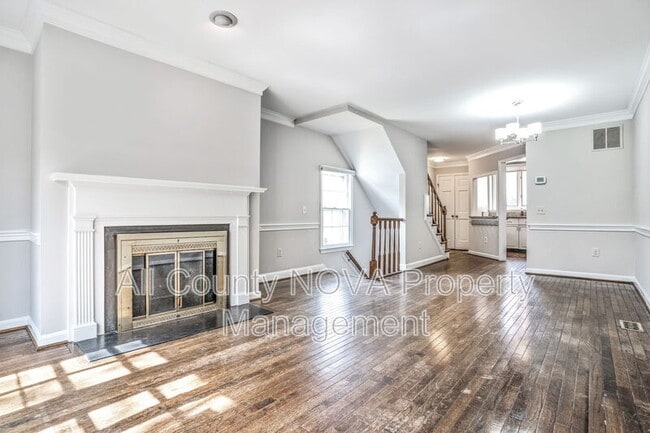 Photo - 1203 Michigan Ct
