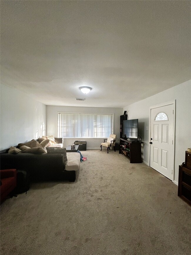 Photo - 302 Shoreacres Blvd