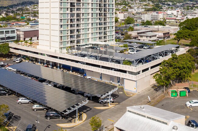 Photo - Liliha Square