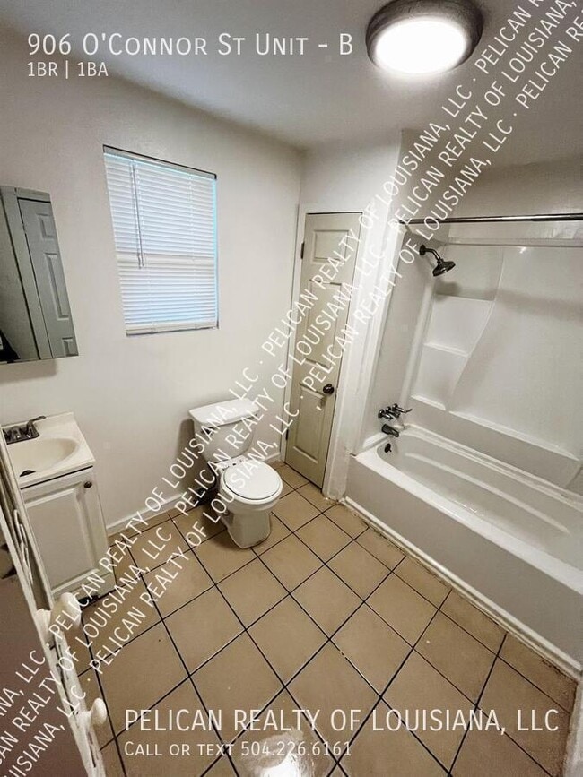 Photo - 906 O'Connor St Unit B