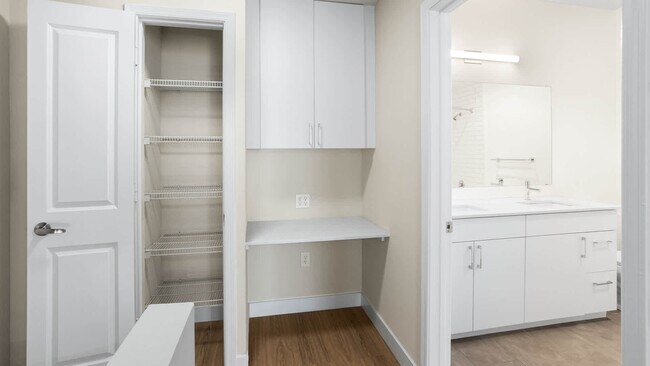 Baño - South City Station