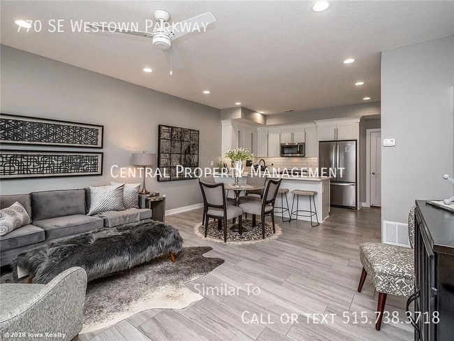 Photo - 770 SE Westown Pkwy Casa Adosada