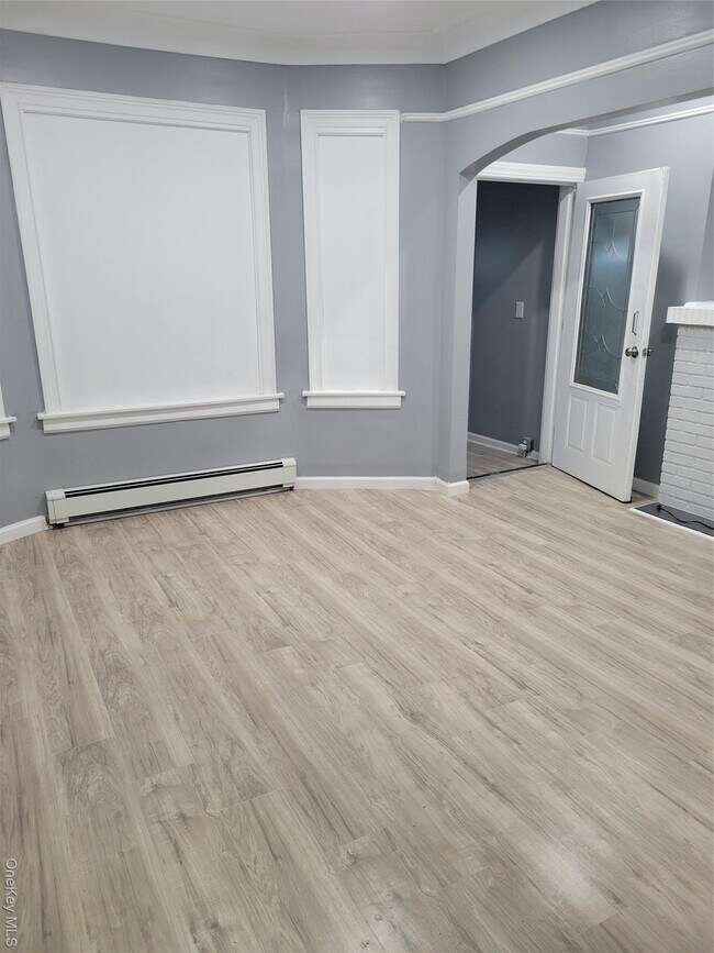 Photo - 871 Throgs Neck Expy Unit 1st floor