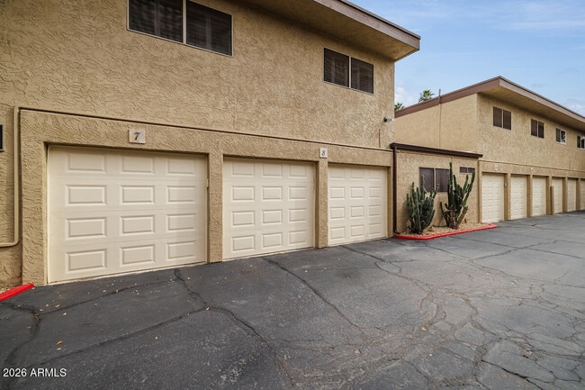 Photo - 3807 N 30th St