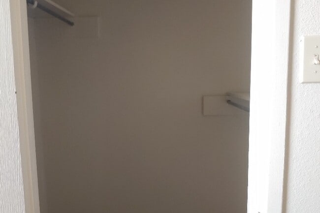 550 Square Feet - Sandpiper Apartments