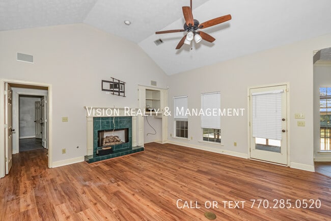 Photo - 513 Whistlewood Rd
