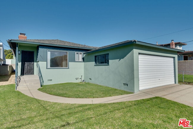 Building Photo - 431 W Acacia Ave