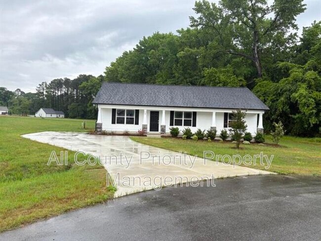 Photo - 107 Faucette Dr