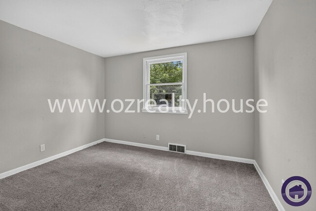 Photo - 1703 Heatherdowns Blvd