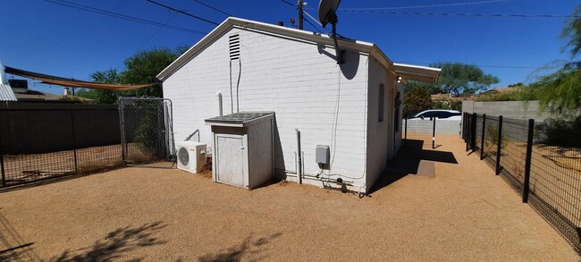 Photo - 1401 E Hubbell St