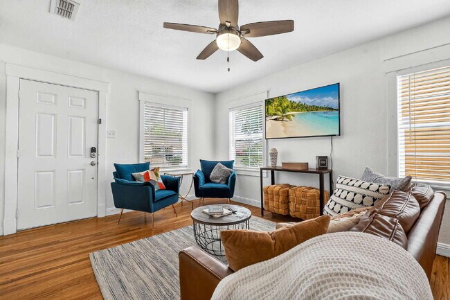 Photo - Fully Furnished Rental in Tech Terrace!!!