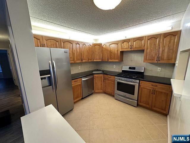 Photo - 126 Raintree Ln