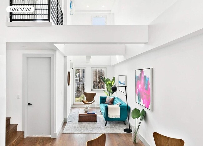 Photo - 894 New York Ave