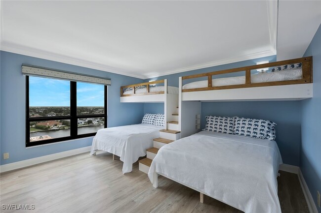 Building Photo - 4451 Gulf Shore Blvd N Unit 1205