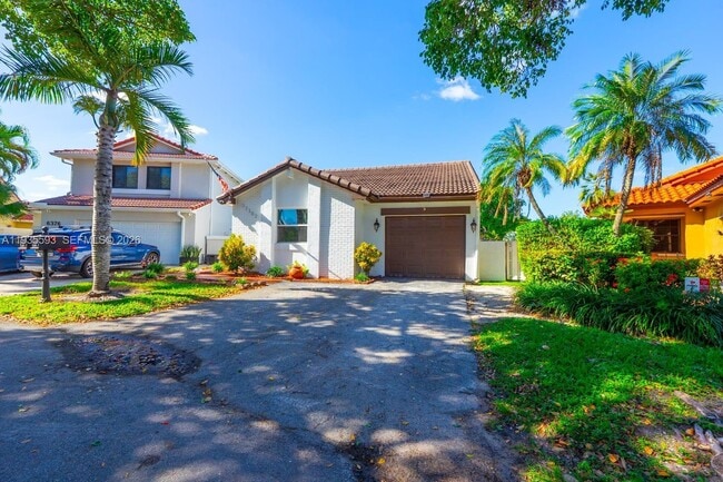 Photo - 17302 NW 63rd Pl