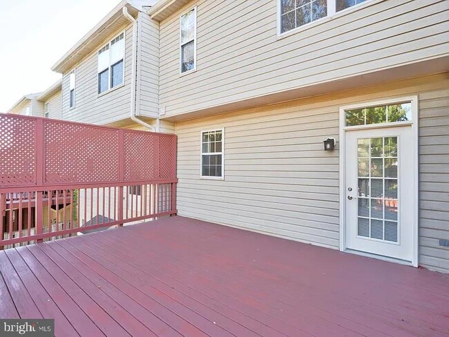 Photo - 20824 Shamrock Glen Cir