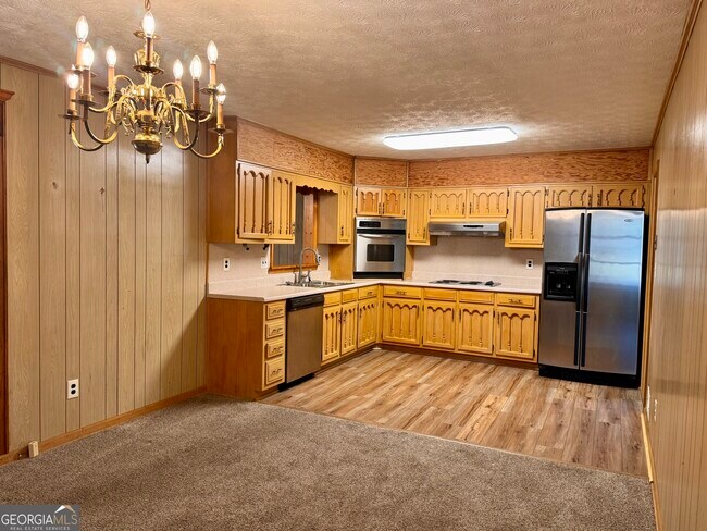 Photo - 3710 Creekview Cir