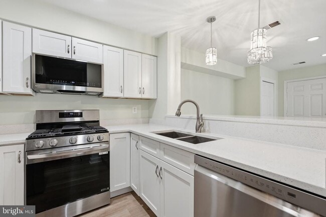 Photo - 5957 Havener House Way