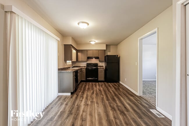 Photo - 4939 Norcroft Dr