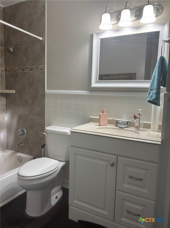 Photo - 2905 Wildwood St