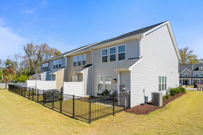 Covey Homes Addison Townhomes for Rent