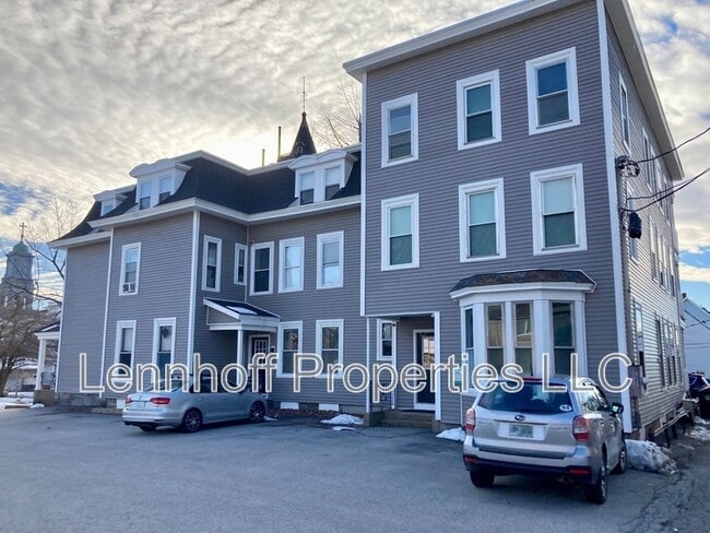 Photo - 146 Walnut St Unit 1