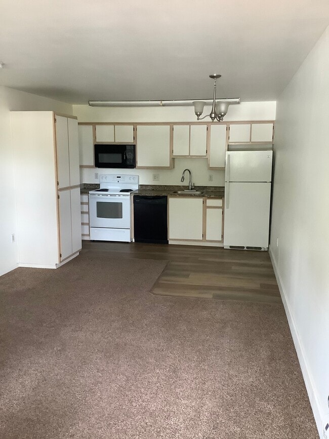 Photo - 10345 NE Clackamas St Unit 22