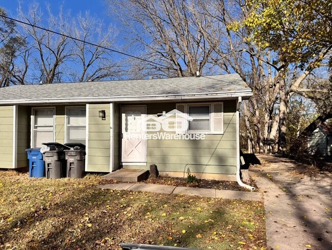 Photo - 830 Hartford Ave