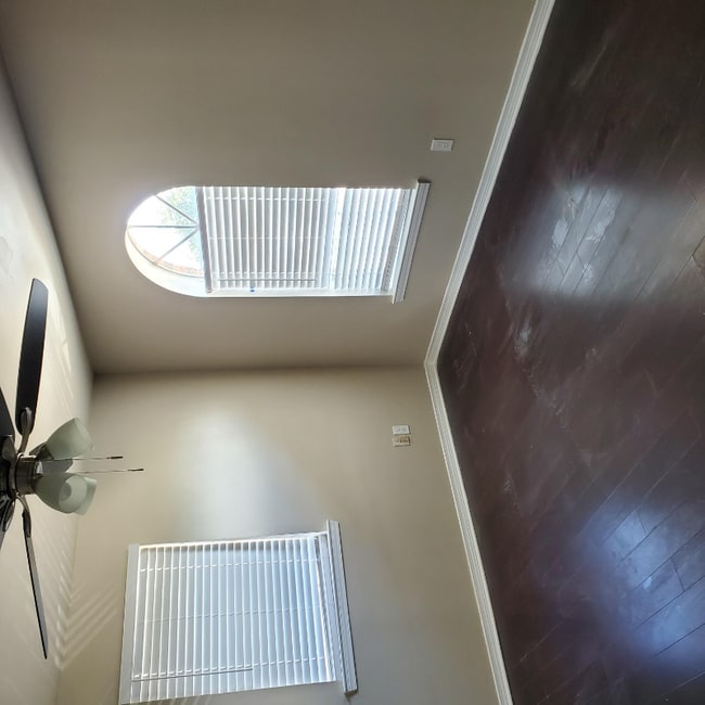 Photo - 1528 Hickory Ave