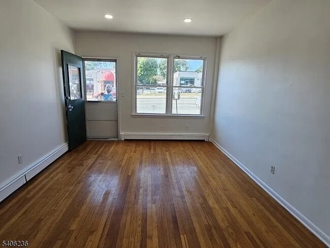 Photo - 502 Washington Ave Unit 1