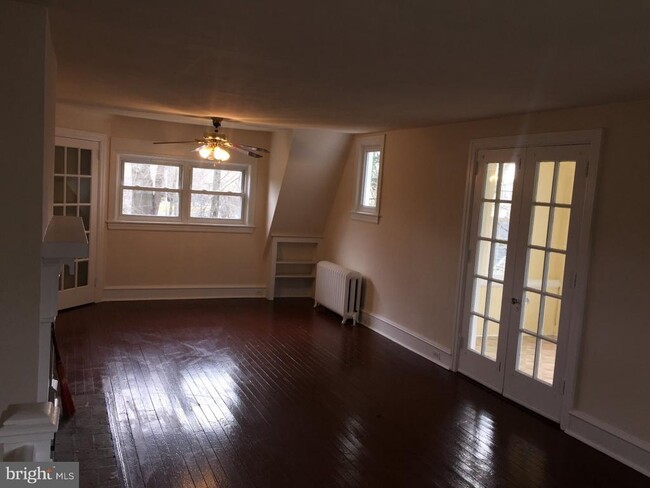 Photo - 1311 Bristol Rd Apartment