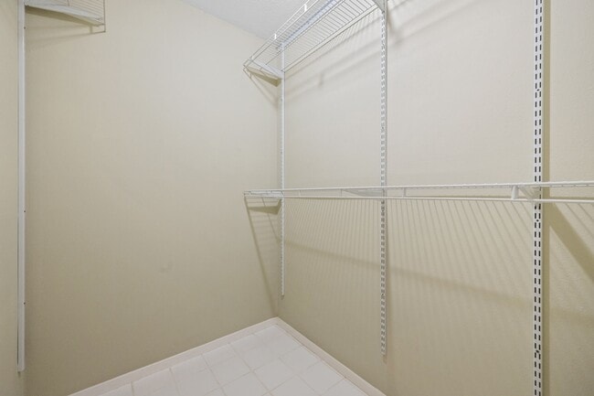 Photo - 19907 Lions Gate Dr