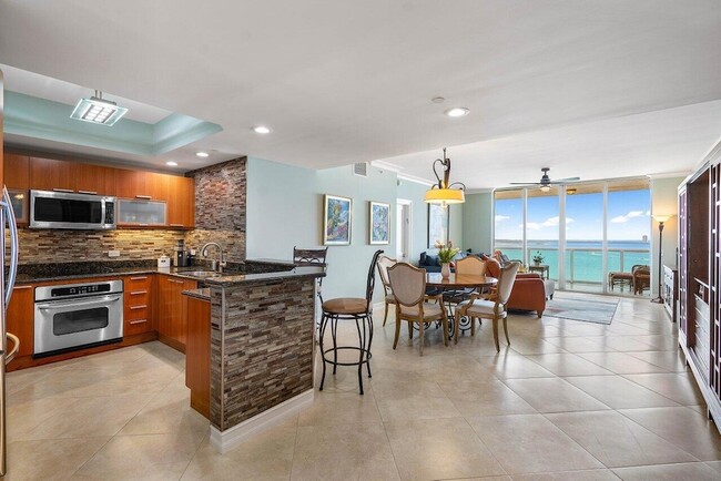 Photo - 2650 Lake Shore Dr Unit 1401