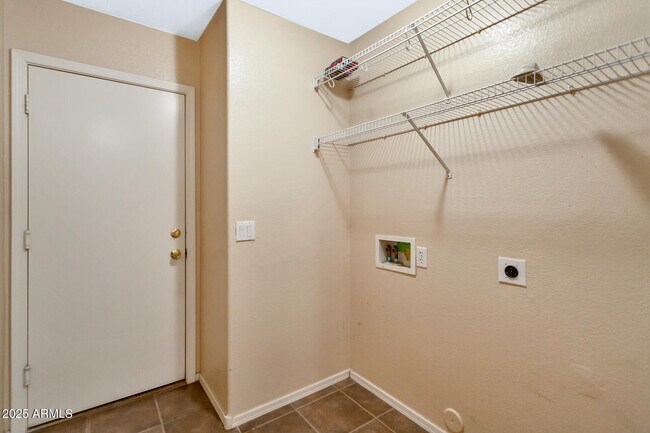 Photo - 8813 W Loma Ln