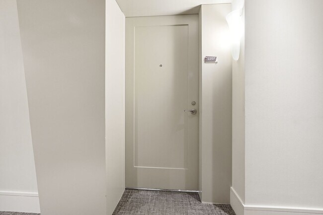 Photo - 10 Terminus Luxury 2 Bedroom Condo in Heart of Buckhead