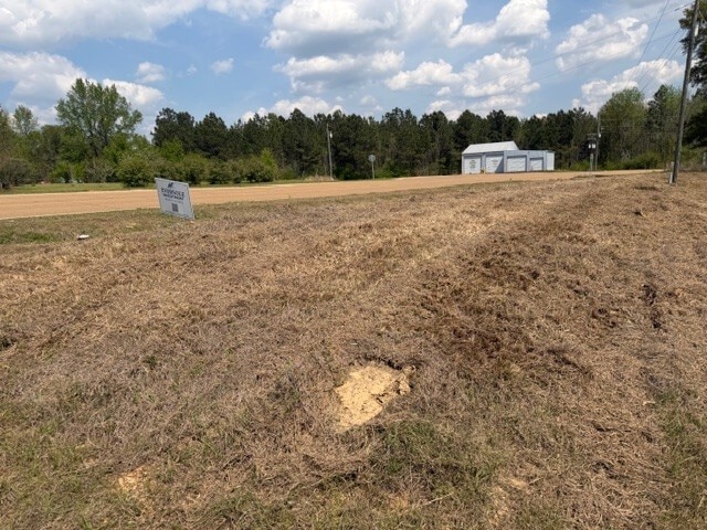 Photo - 5010 Harmony Rd