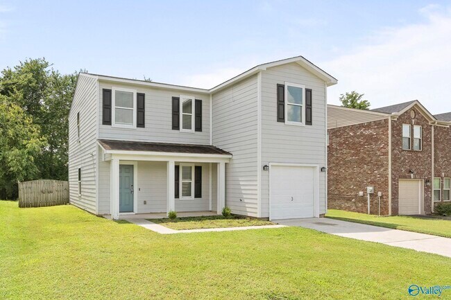 Photo - 102 Whitestone Dr NE