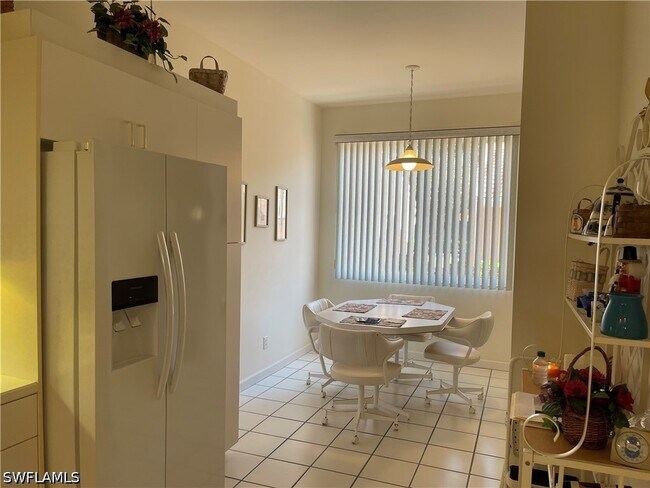 6590 Beach Resort Dr Unidad 305